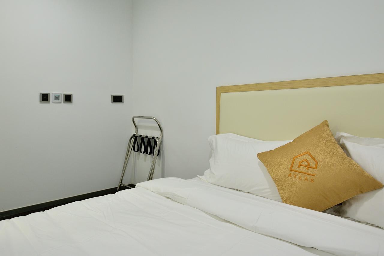 Guest house Atlas & Backpackers *